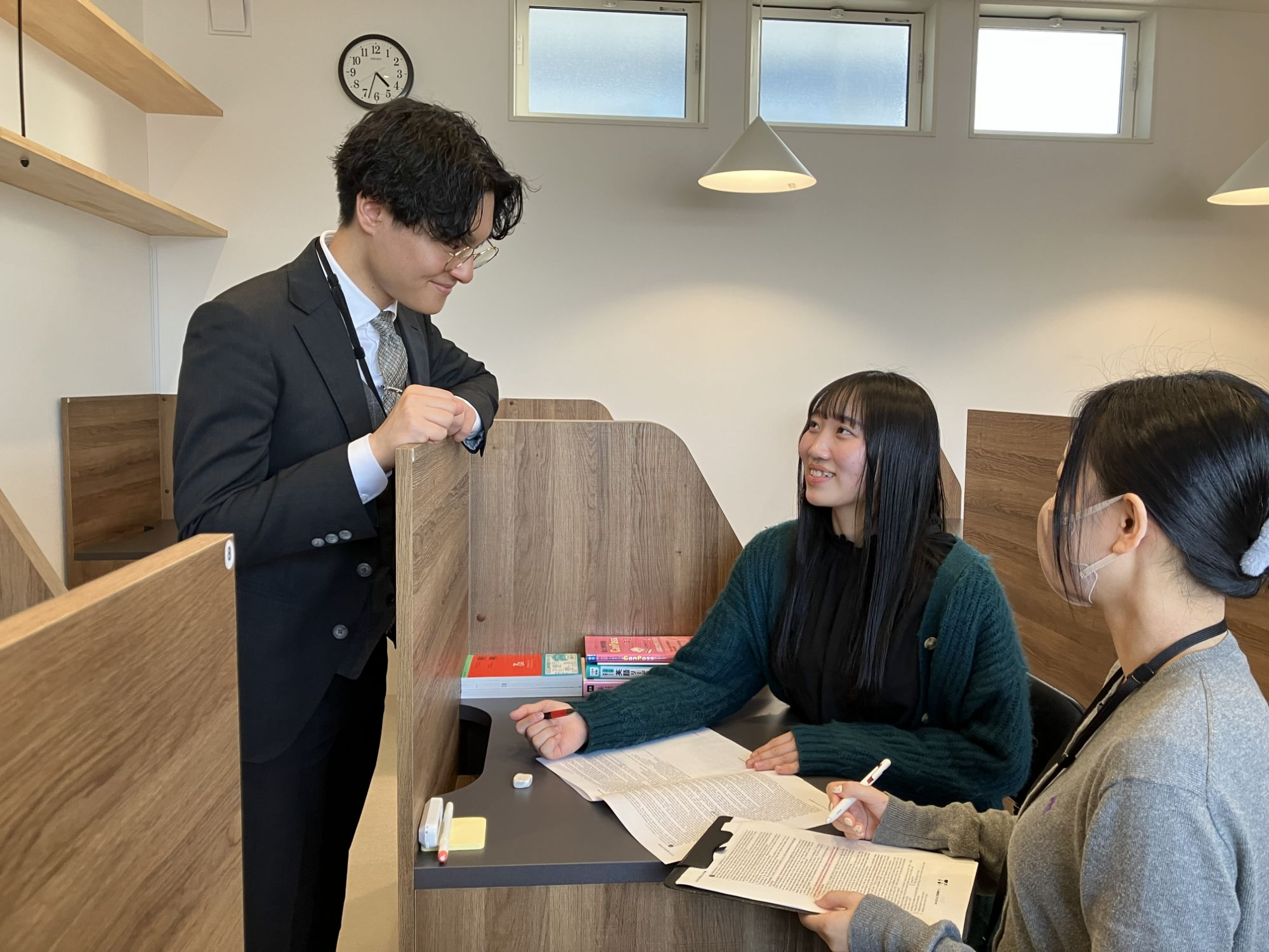 MANABIYA Bースタディ 自習室の様子